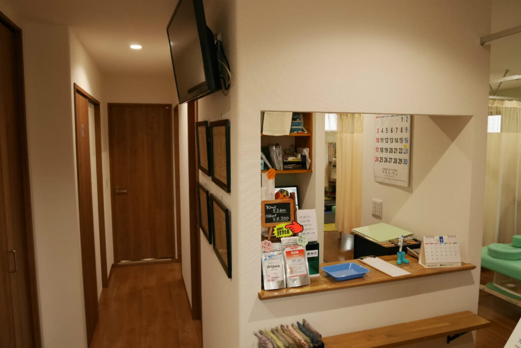 受付カウンター
